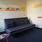 Klassmo Kulturcafe&gaestehaus Mit Kulturwerkstatt 卢肯瓦尔德