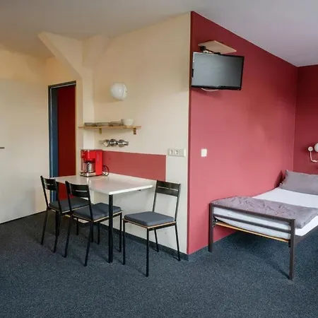 Klassmo Kulturcafe&gaestehaus Mit Kulturwerkstatt Luckenwalde