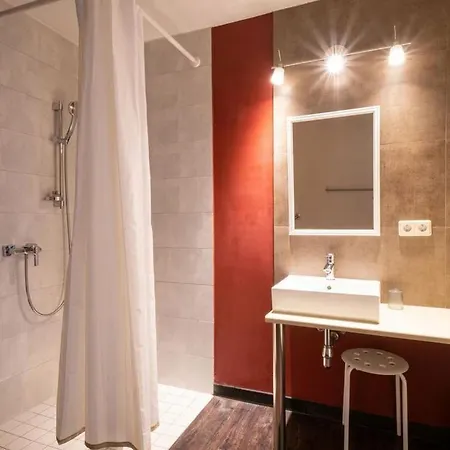 Klassmo Kulturcafe&gästehaus Mit Kulturwerkstatt * Luckenwalde