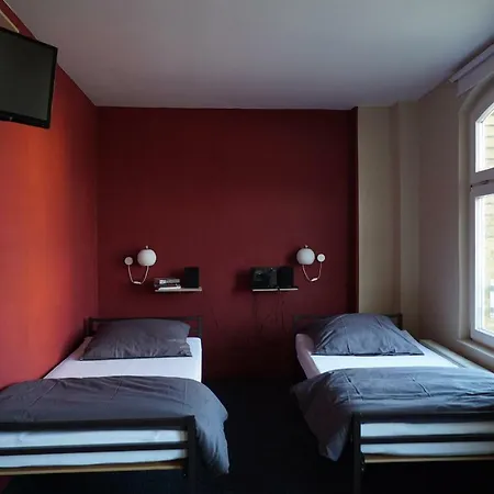 Klassmo Kulturcafe&gaestehaus Mit Kulturwerkstatt *