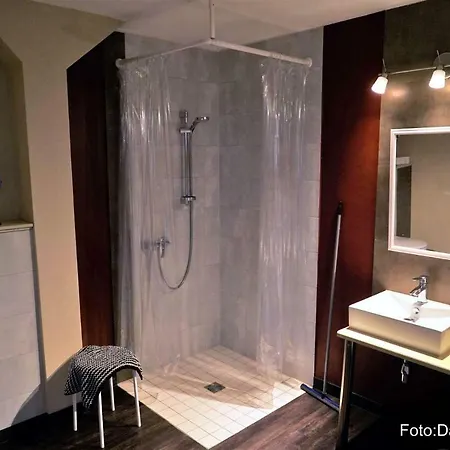 Klassmo Kulturcafe&gaestehaus Mit Kulturwerkstatt Apartment