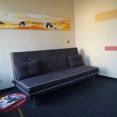 Klassmo Kulturcafe&gaestehaus Mit Kulturwerkstatt لوكنفالده