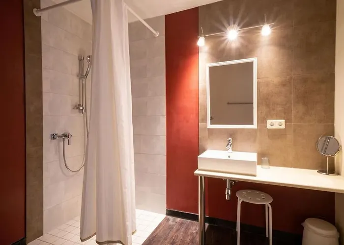 Klassmo Kulturcafe&gaestehaus Mit Kulturwerkstatt * Luckenwalde