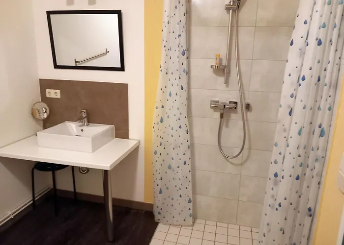 Klassmo Kulturcafe&gaestehaus Mit Kulturwerkstatt * Luckenwalde