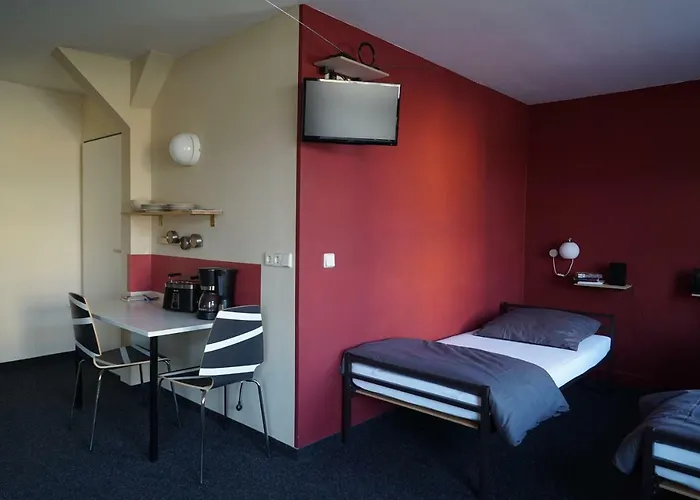 Klassmo Kulturcafe&gaestehaus Mit Kulturwerkstatt