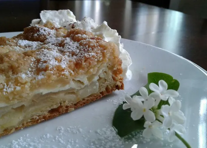 Klassmo Kulturcafe&gaestehaus Mit Kulturwerkstatt Daire *